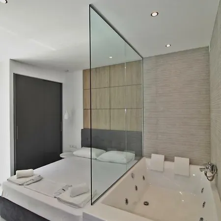 Blue Group Mesitiki Appartement