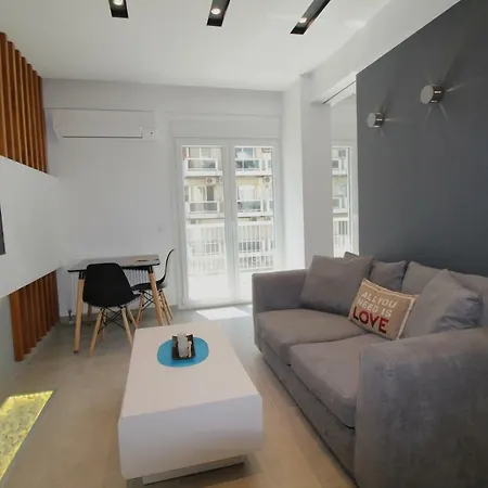 Blue Group Mesitiki Apartment